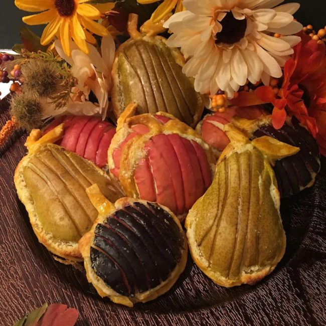 Apple-Pear-Plum-Puff-Pastries-700