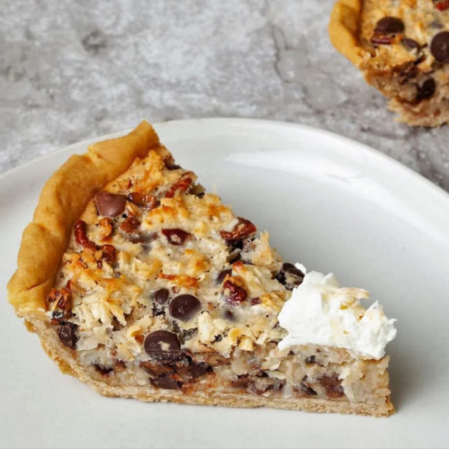 German-Chocolate-Pie-700